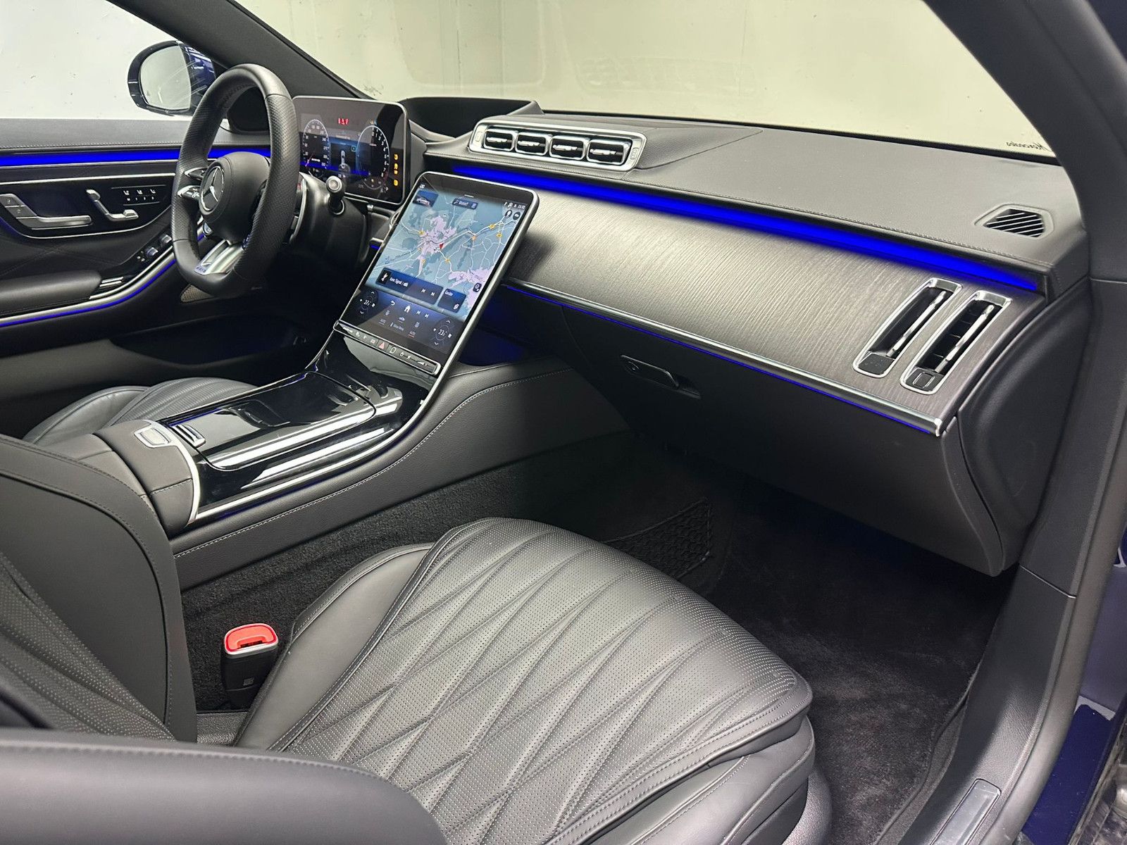 Fahrzeugabbildung Mercedes-Benz S 63 AMG E Performance L *Manufaktur*FIRST CLASS