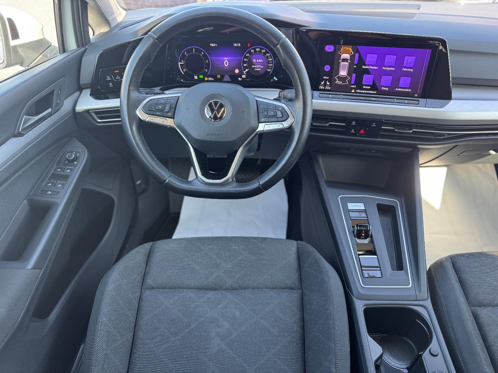 Volkswagen Golf VIII 8 Var. Life ACC Spur Pano Digi-Co Spur, миниатюра 4