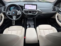 Fahrzeugabbildung BMW X3 M40d xDrive PANO LED LEDER H&K
