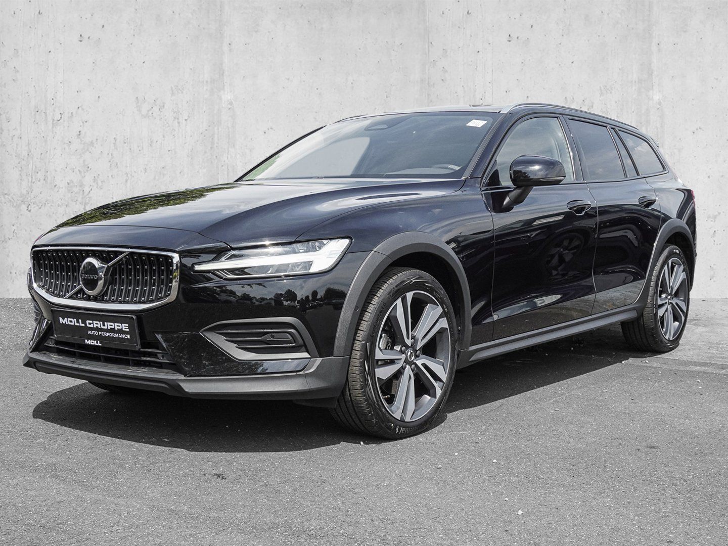 Volvo V60 Cross Country B4 D AWD Plus Bright 19ZOLL LE foto 2