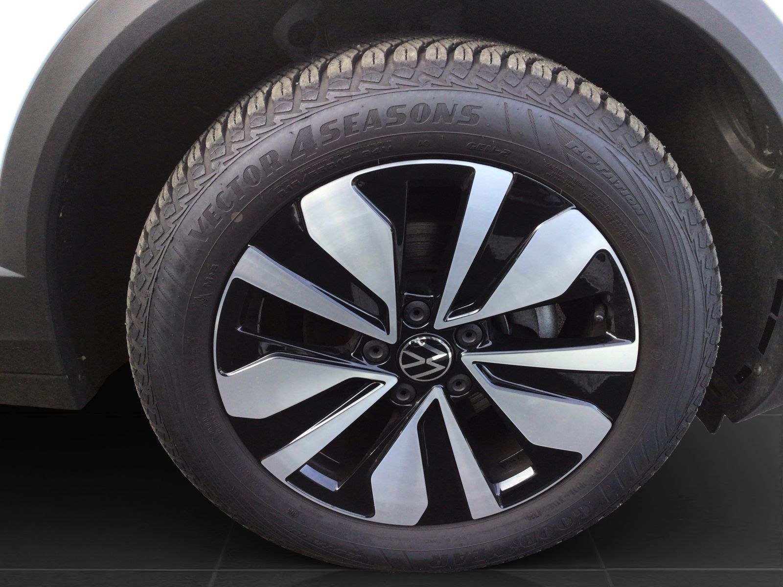 Volkswagen T-Roc - Bild 7