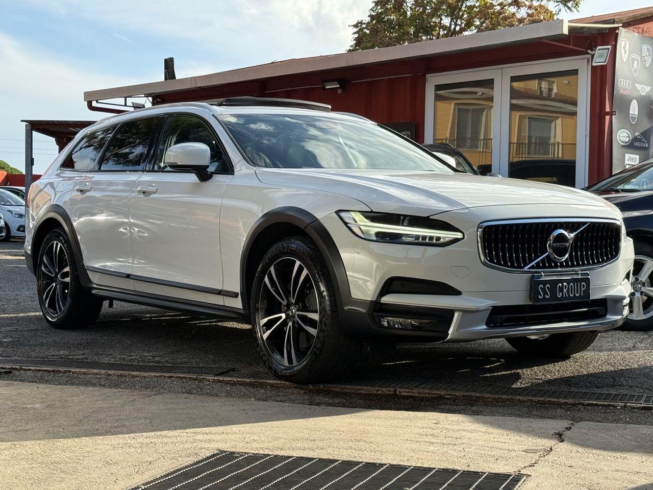 Volvo V90 Cross Country