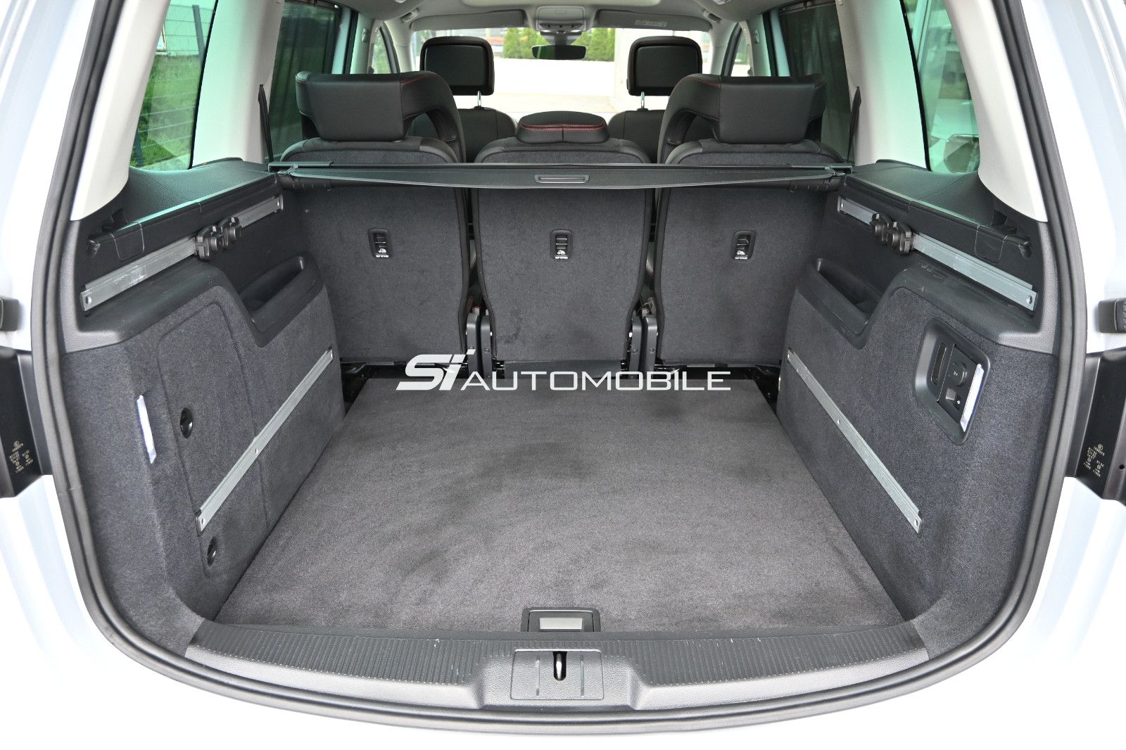 Fahrzeugabbildung SEAT Alhambra 2.0 TDI S&S FR-Line DSG °AHK°DCC°STHZ°