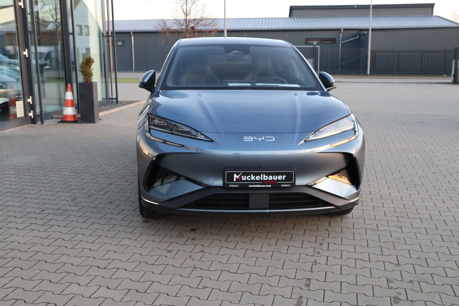 BYD SEALION 7