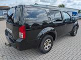 Nissan Pathfinder 2.5 dCi Comfort HU 10/2026 !!! - schwarze Nissan Pathfinder