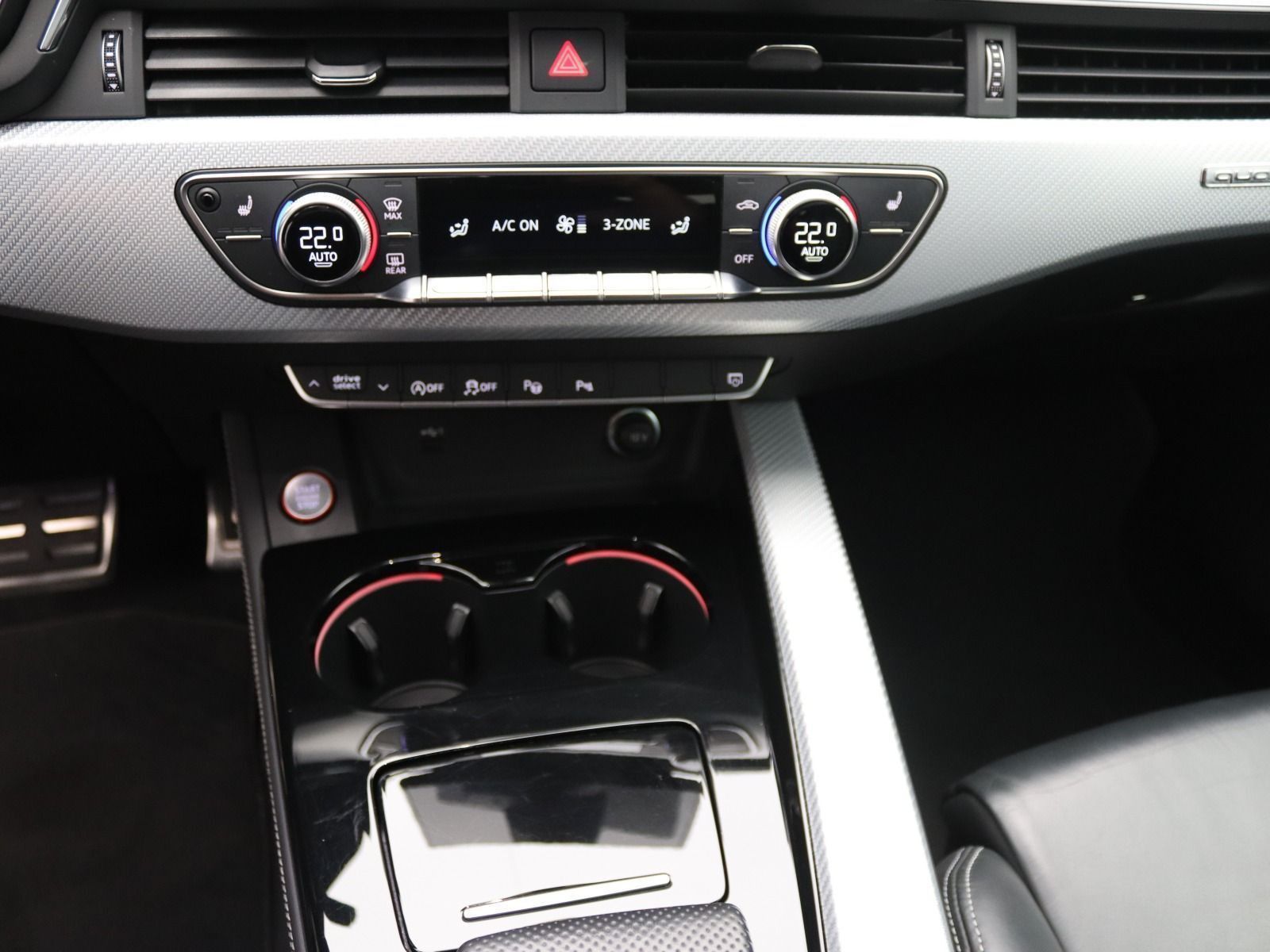 Audi RS4 - Bild 12