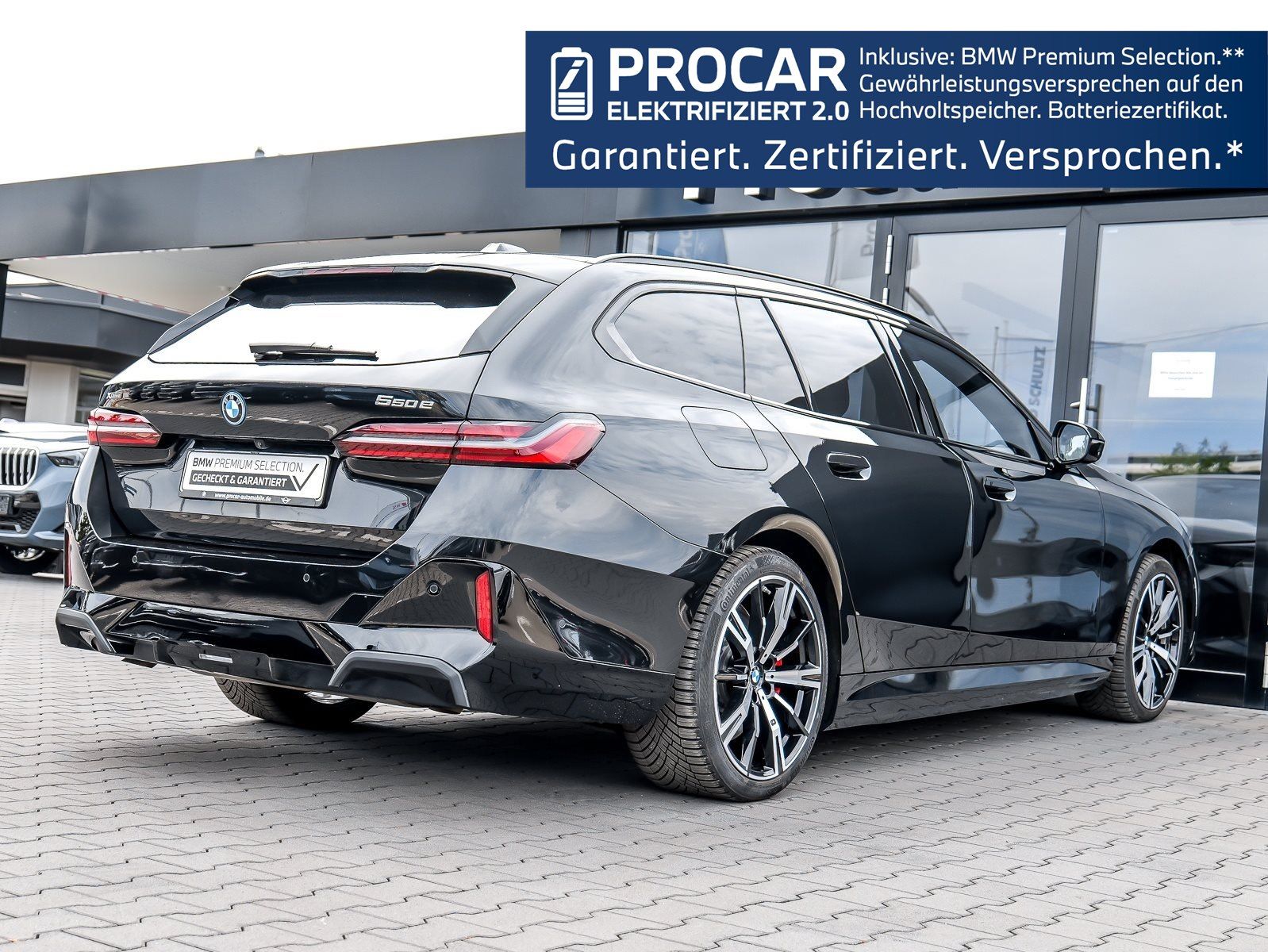 BMW 550e xDrive Touring M Sport HUD PANO ACC AHK LM foto 2