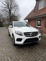 Mercedes-Benz GLE 350 d 4MATIC -AMG LINE - weiße Mercedes-Benz GLE 350
