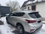 Hyundai SANTA FE 2.2 CRDi Style 2WD 8AT Style - Hyundai Santa Fe Style mit Diesel-Antrieb