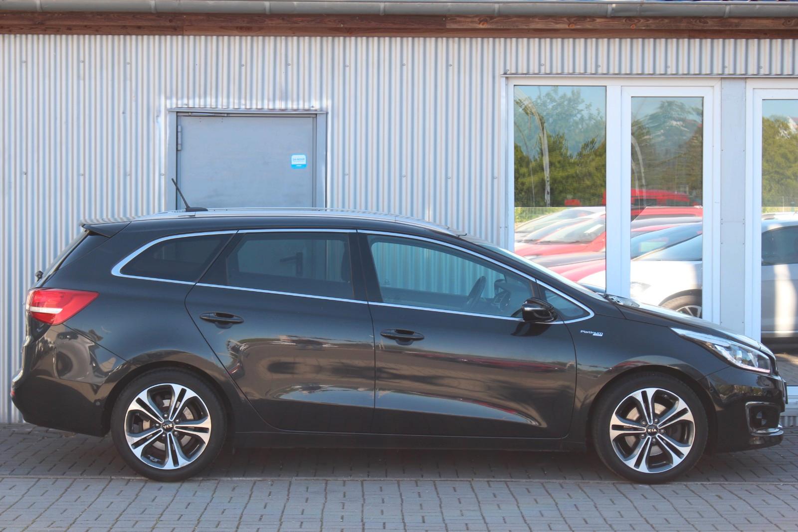 Kia Ceed Sportswagon Platinum Edition Auto.+Navi+Pan