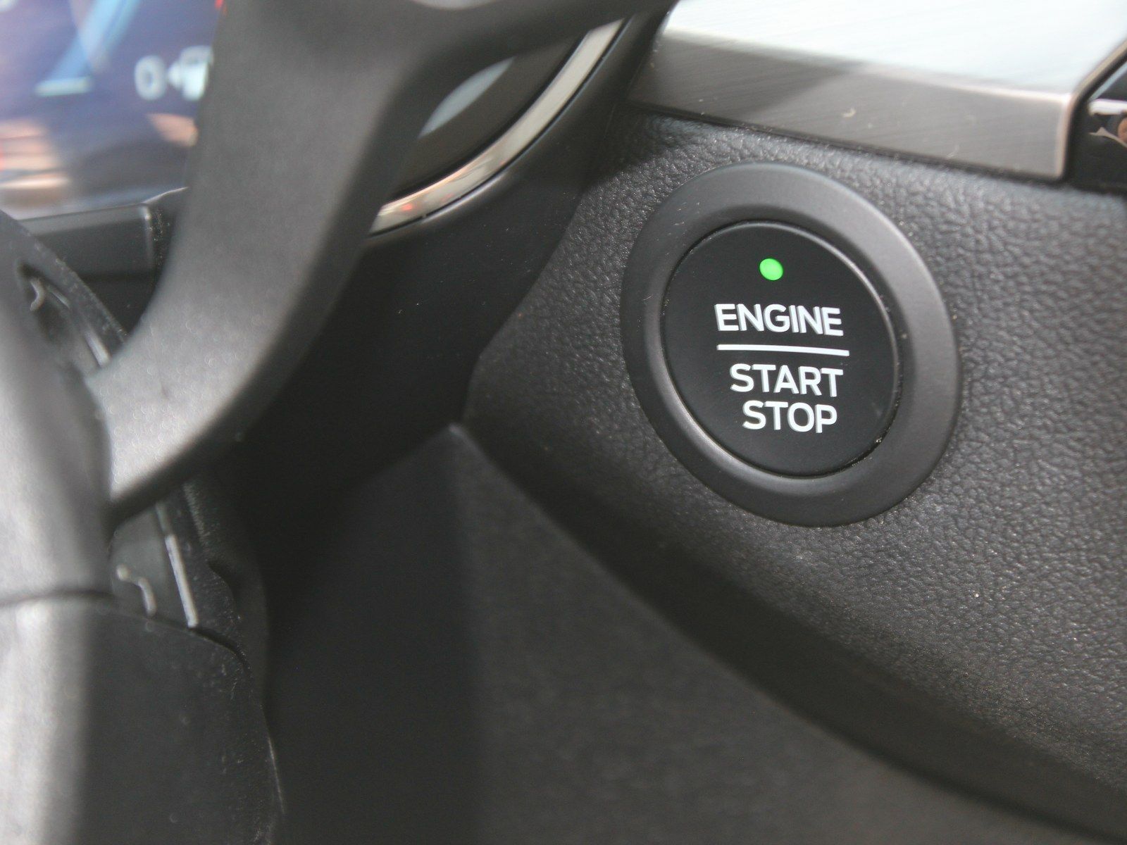 Fahrzeugabbildung Ford Kuga Hybrid Titanium 2,5 Duratec