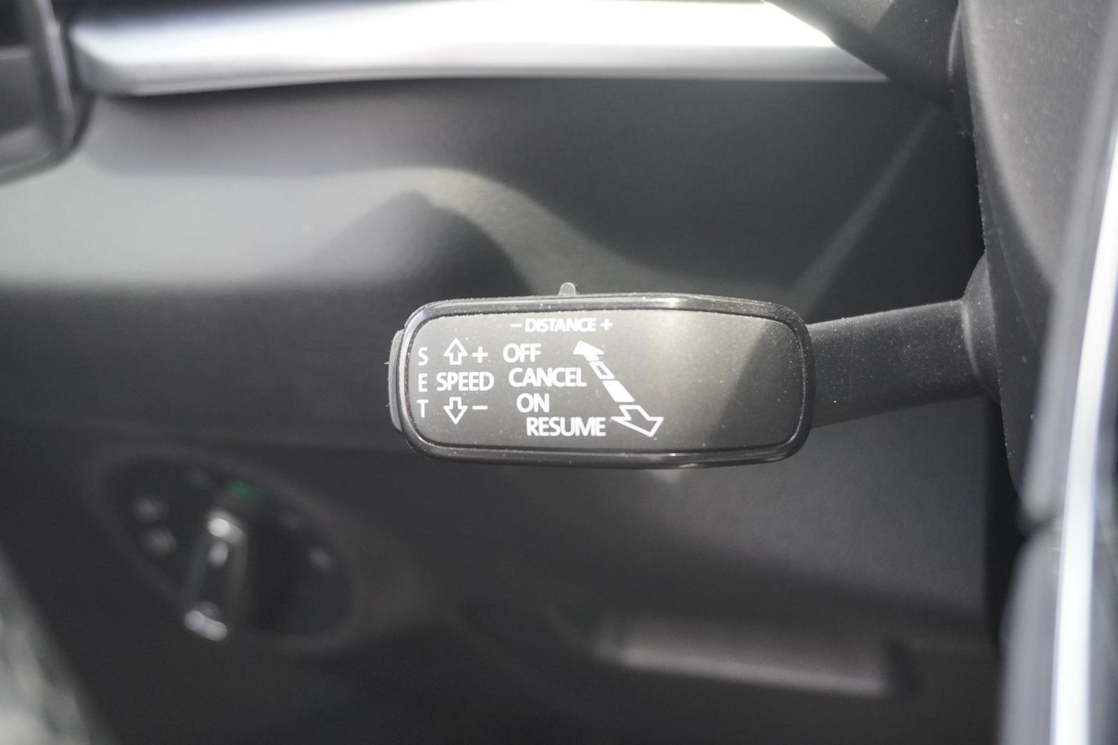 Skoda Karoq 1.5 TSI DSG LED Navi Kamera VC SHZ Temp, миниатюра 20