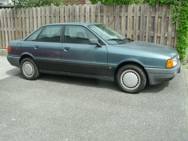 Audi 80 1,8 S Servo Oldtimer Hat kein Tüv