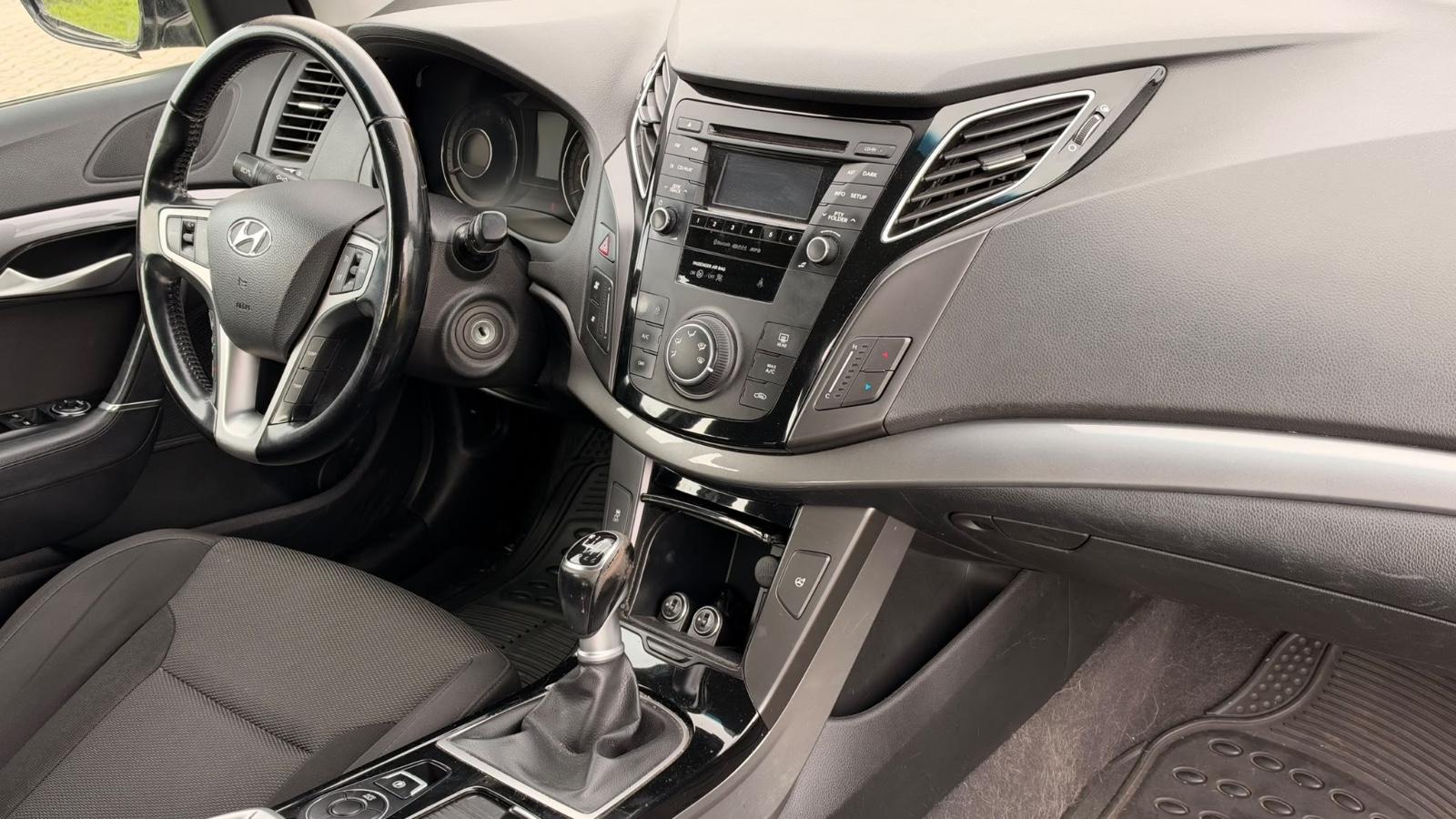 Hyundai i40 2015 — photo 15