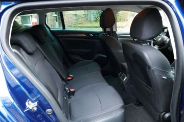 Fahrzeugabbildung Renault Megane IV E-Tech 160 Grandtour Zen