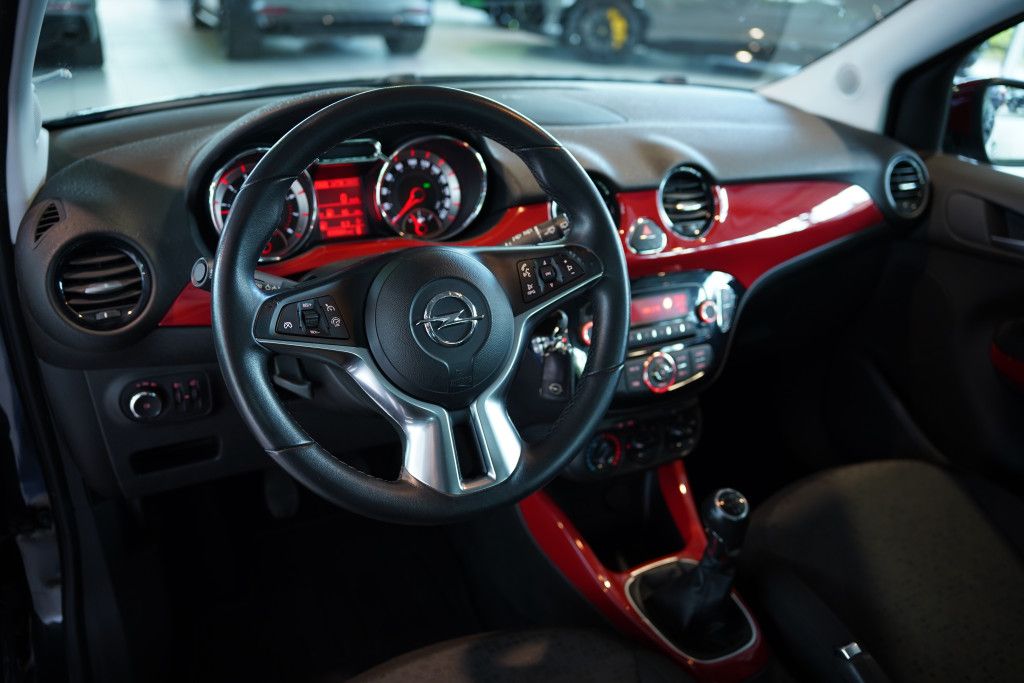 Opel Adam