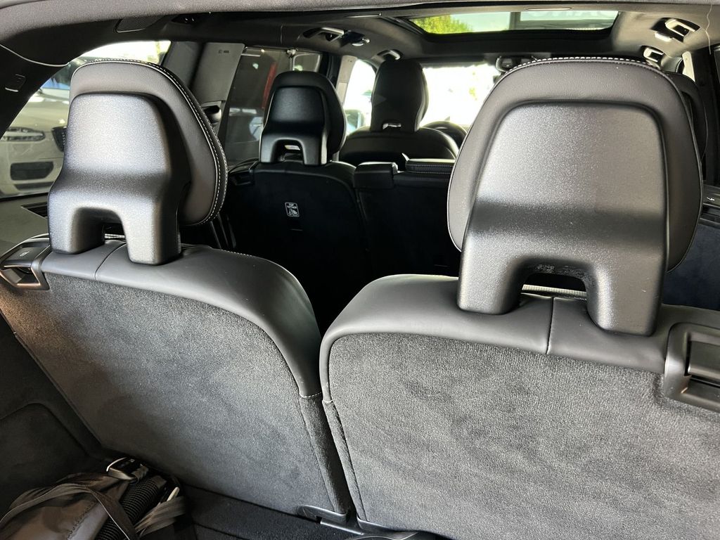 Volvo XC90 T8 Plus Bright Recharge AWD FourC AHK B&W