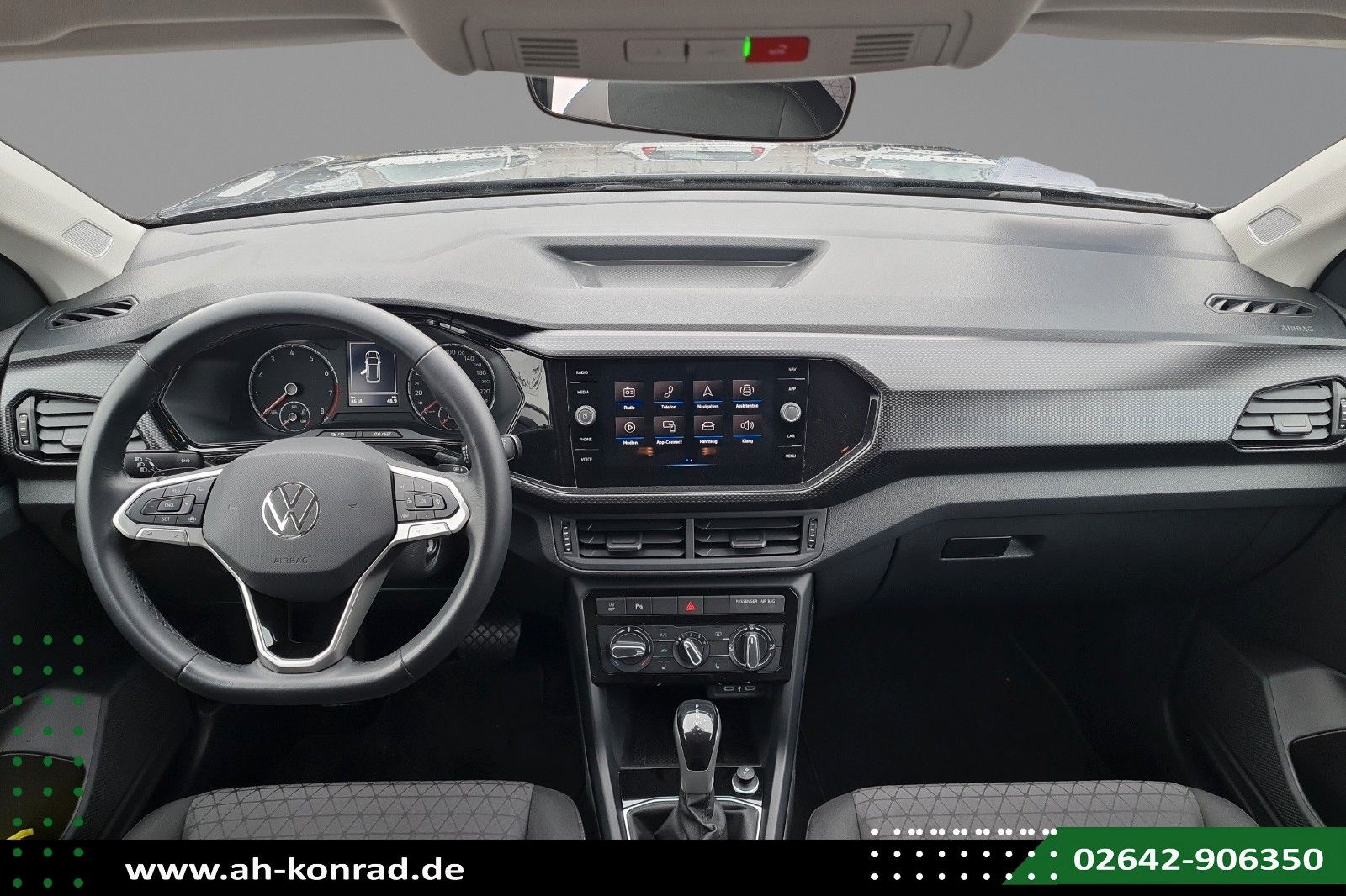 Fahrzeugabbildung Volkswagen T-Cross 1.0 TSI DSG Life*SITZHZNG*APP*PDC*
