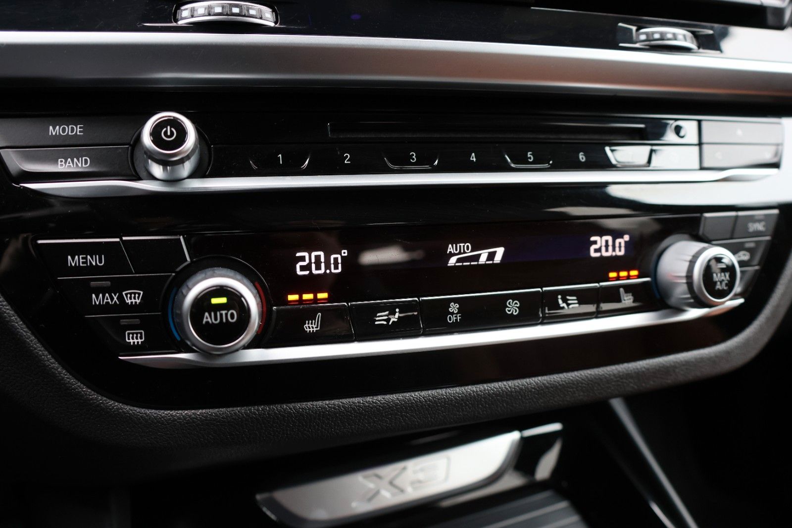 BMW X3 xDrive M/LED/PANO/SHZ/CarPlay/TOTW/KAMERA/R19 foto 24