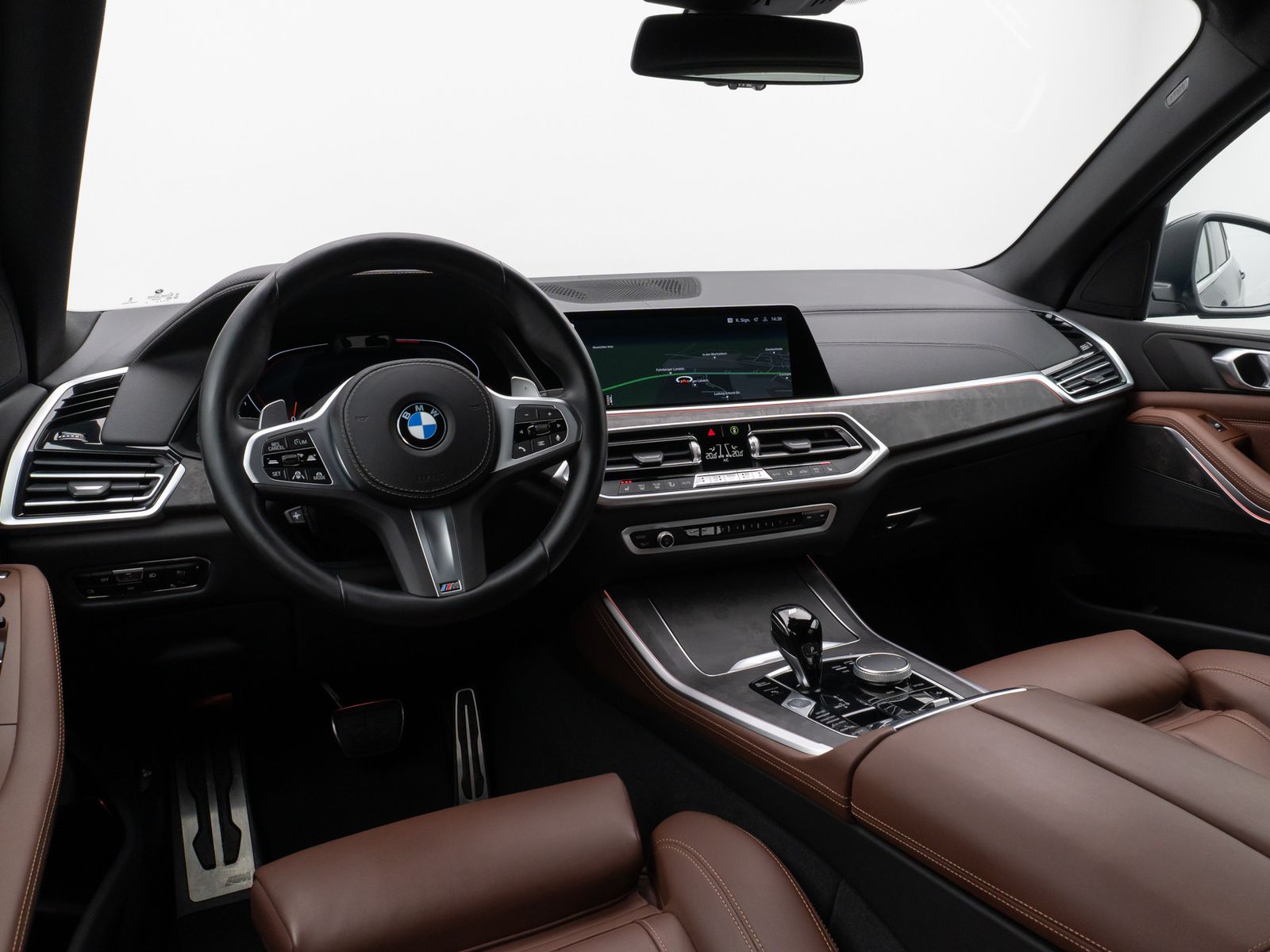 Fahrzeugabbildung BMW X5 xD30d M Sport Laser DAB HiFi AHK DiplayKey