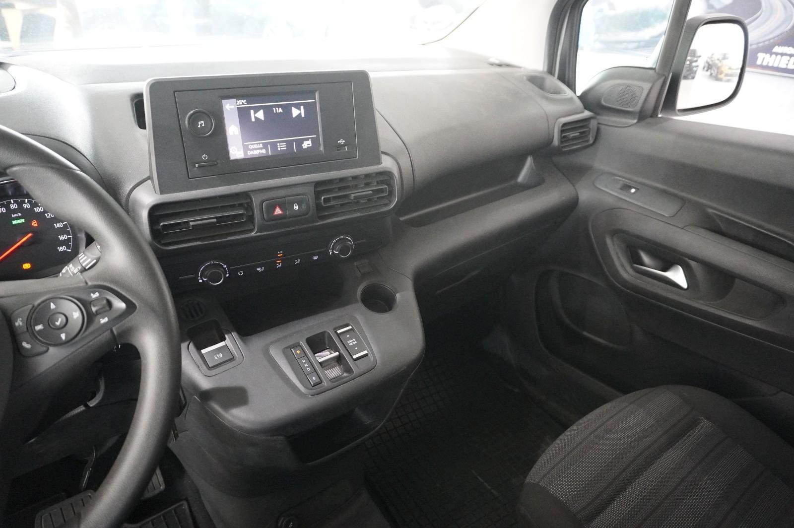 Opel Combo-e LIFE EDITION 11KW KLIMA/PDC/TEMP./DAB+