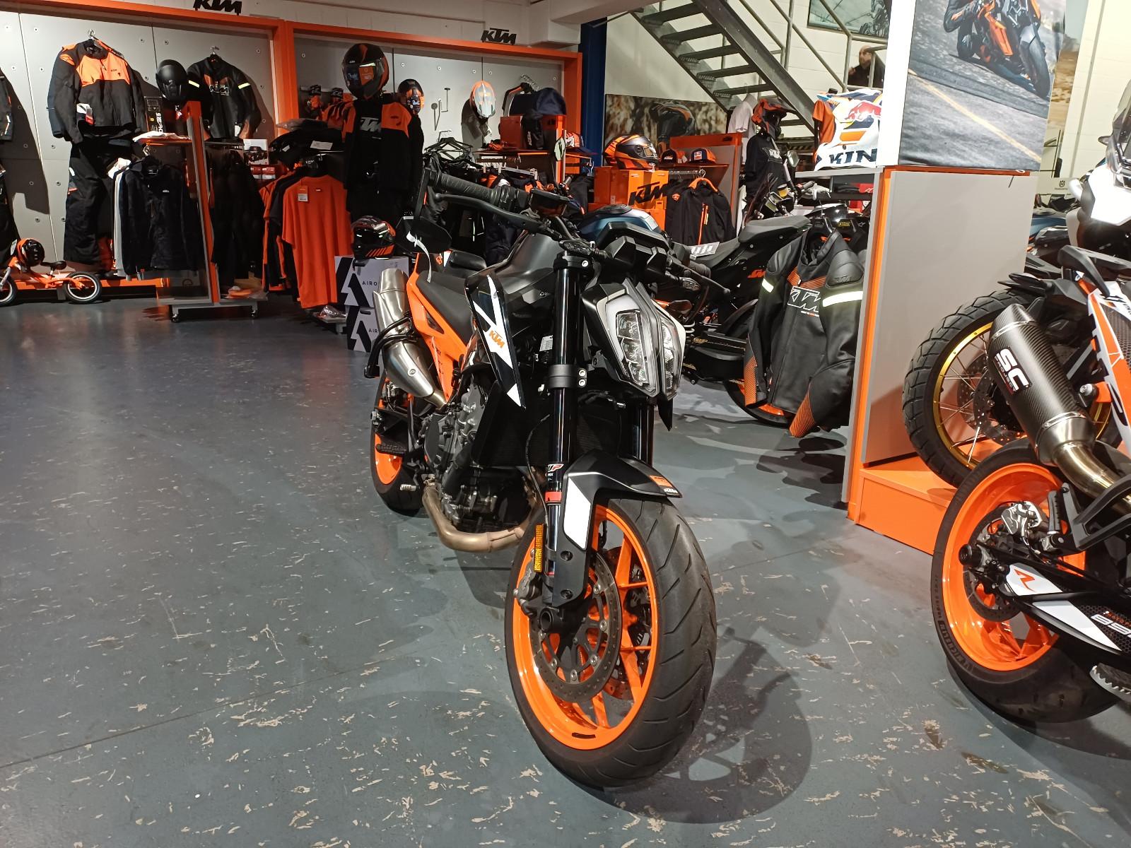 KTM 890 Duke GP # TechPack #
