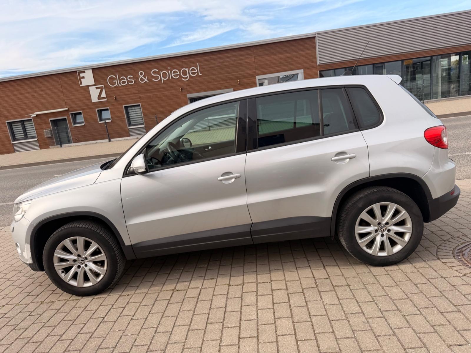 Volkswagen Tiguan Trend & Fun/1HAND/TÜV§INSPEKTIONNEU