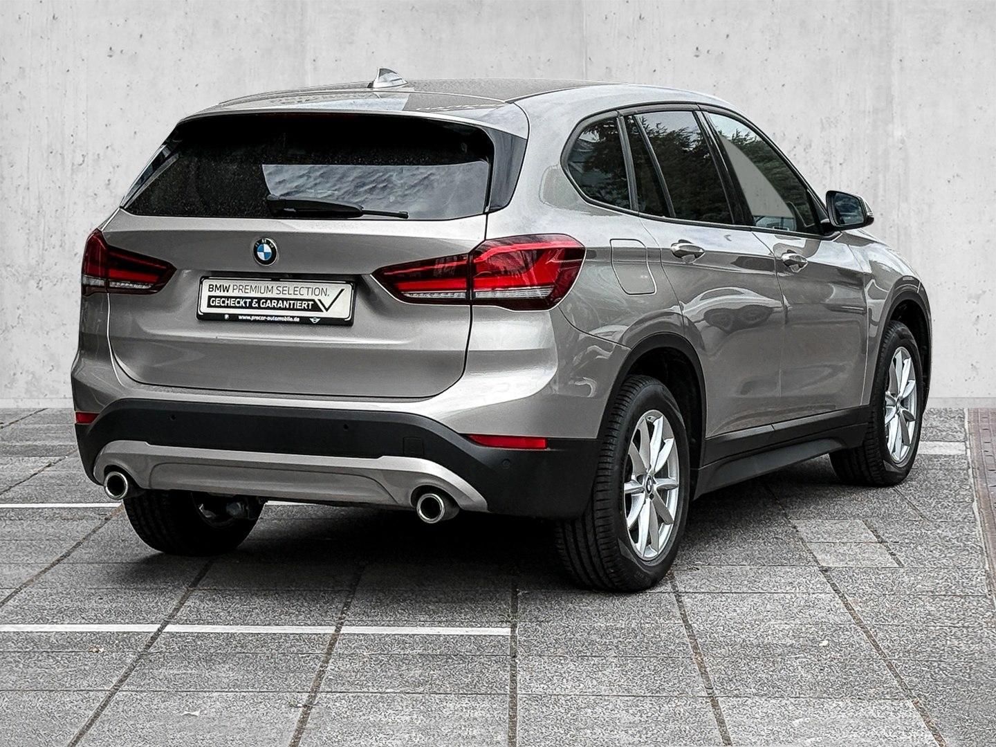 BMW X1 xDrive20i AHK+NAVI+PDC+LED+ALARM+SHZ