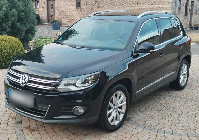 VW VW Tiguan 5N Lounge 2.0 TDI mit schwenkbar...