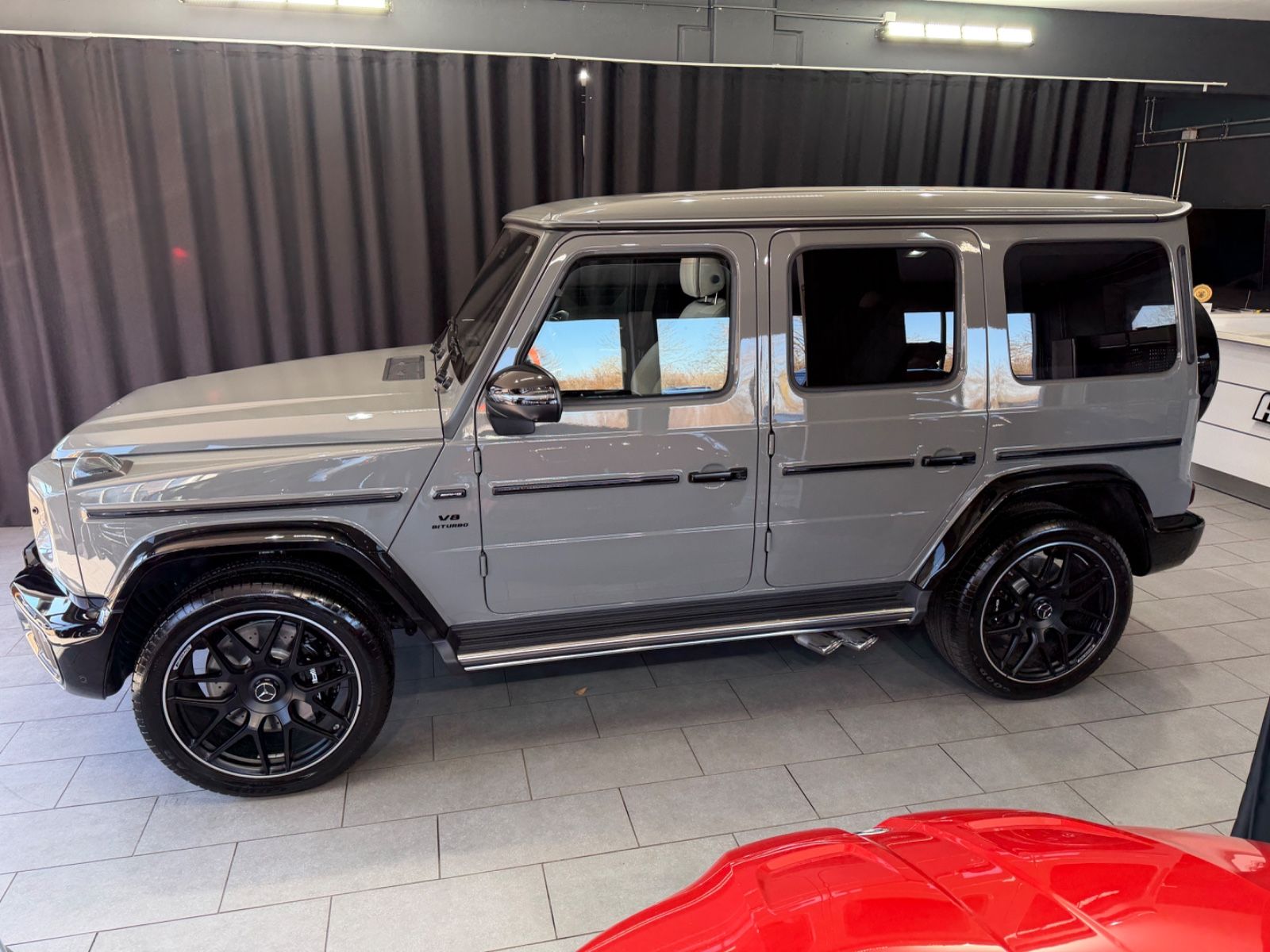 Fahrzeugabbildung Mercedes-Benz G 63 AMG|MY26|A22|PERFORMANCE|TV|VOLL|CARBON|