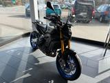 Yamaha MT-09 SP RN87 GILLES+KOFFER+KURZES HECK+BLINKER - YAMAHA MT 09 SP