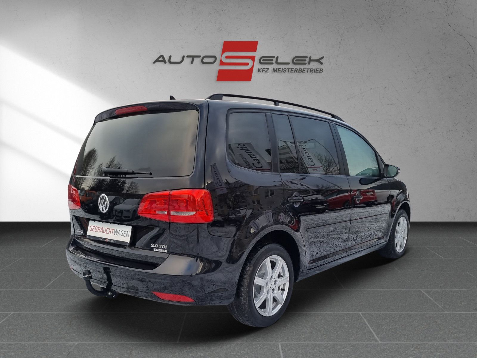 Fahrzeugabbildung Volkswagen Touran Comfortline BMT/AUTOMATIK/NAVIGATION/AHK