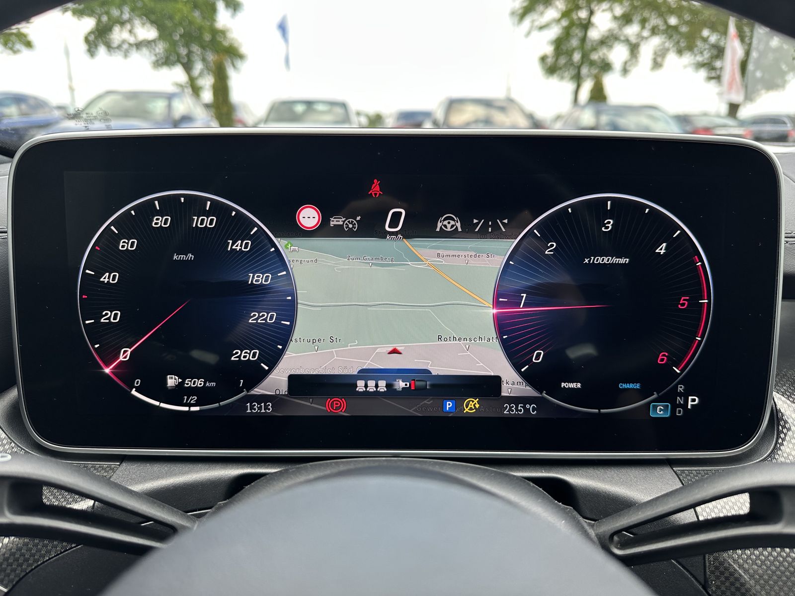 Fahrzeugabbildung Mercedes-Benz C 220d T AMG-Line 4Matic NAV+LED+ACC+HUD+PANO+PP