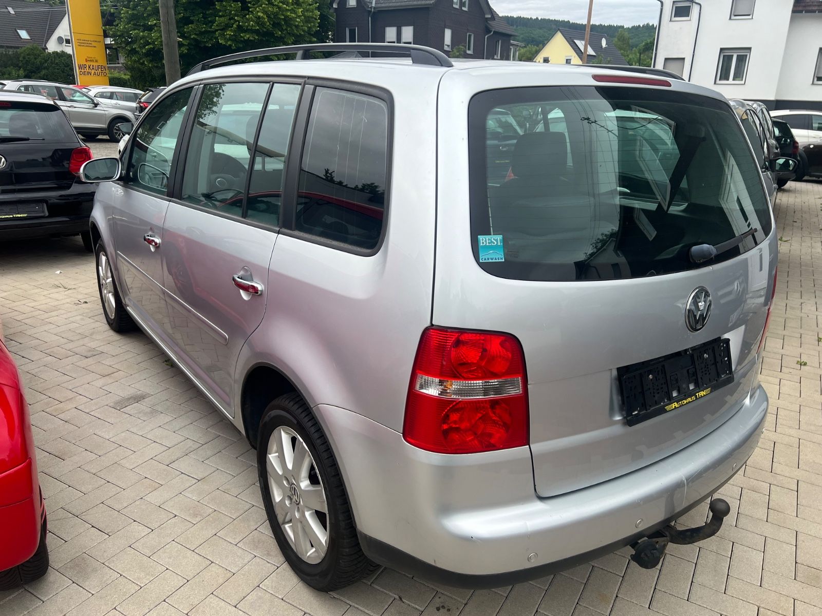 Fahrzeugabbildung Volkswagen Touran 1.6 Conceptline * 7.SITZER *KAMERA *