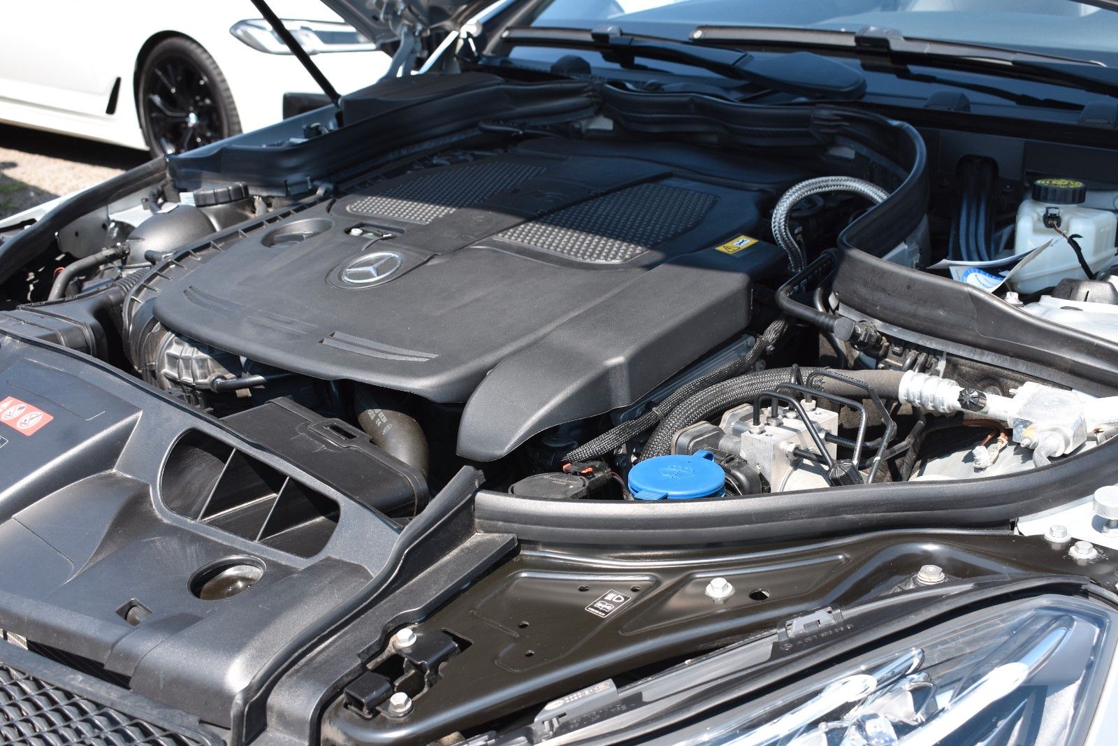 Fahrzeugabbildung Mercedes-Benz E 350 Cabrio /AMG Line /Harman Kardon/LED/Kamera