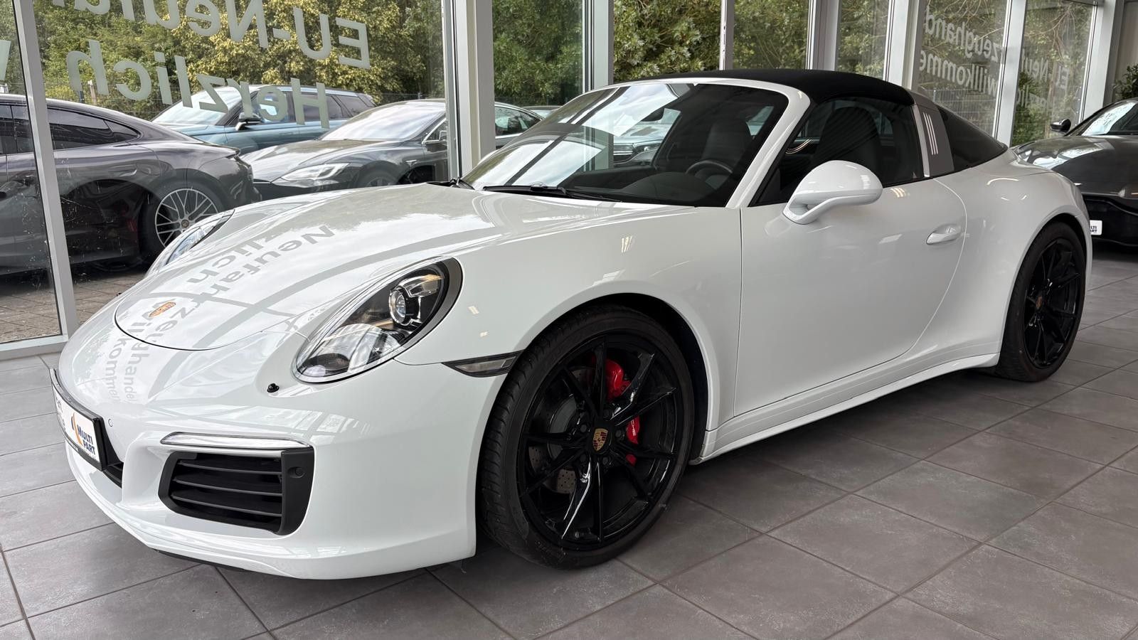 Fahrzeugabbildung Porsche 991/911 Targa 4 SAGA Sport Chrono