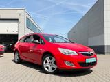 Opel Astra J Sports Tourer Design Edition*64TKM* - Opel Astra aus 2011: Sports Tourer