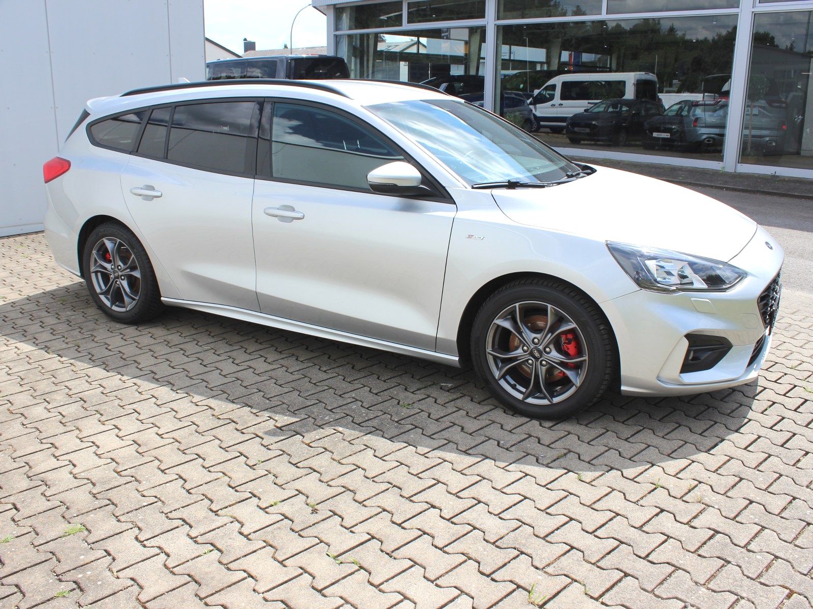 Fahrzeugabbildung Ford Focus ST-Line X 1,0 EcoBoost Mild Hybrid
