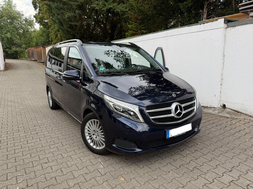 Image of Mercedes-Benz V 220