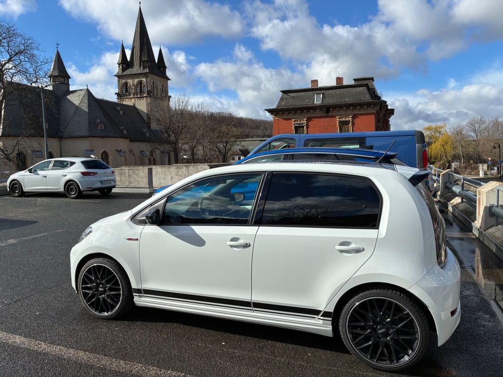 Image of Volkswagen up!