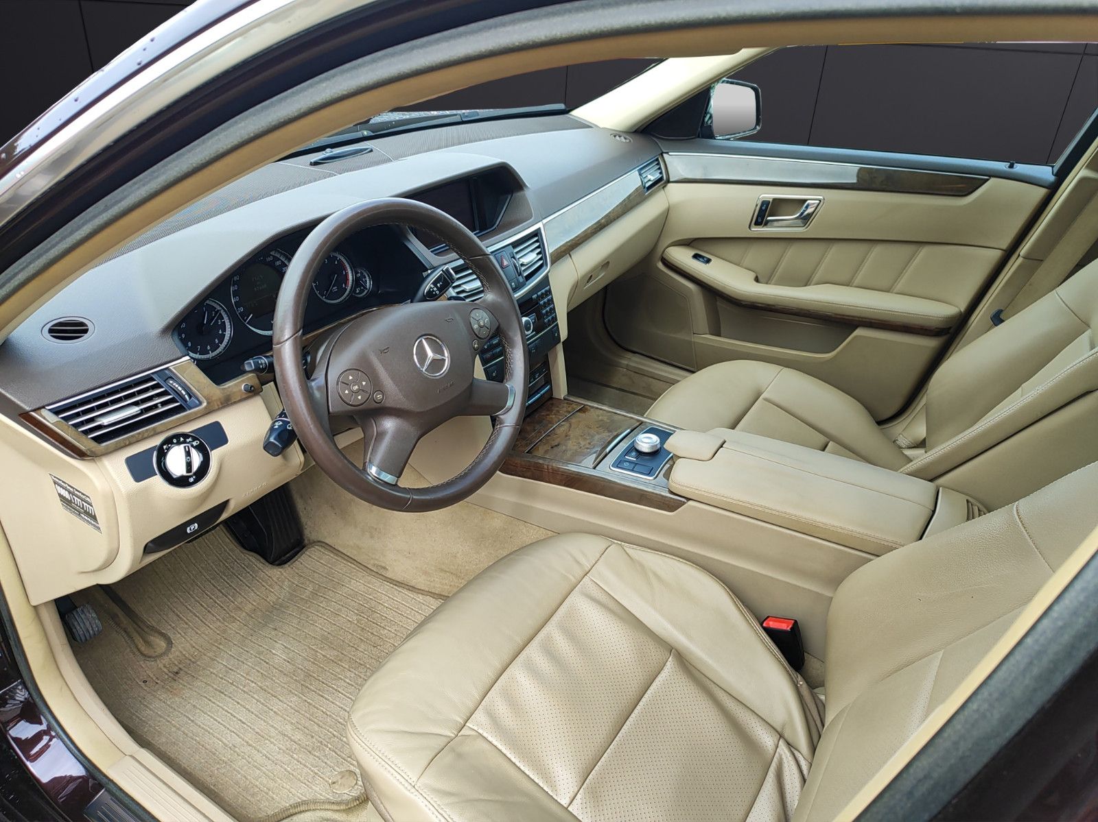 Fahrzeugabbildung Mercedes-Benz E 350 CDI BlueEfficiency*Navi*Leder*Top Zustand*