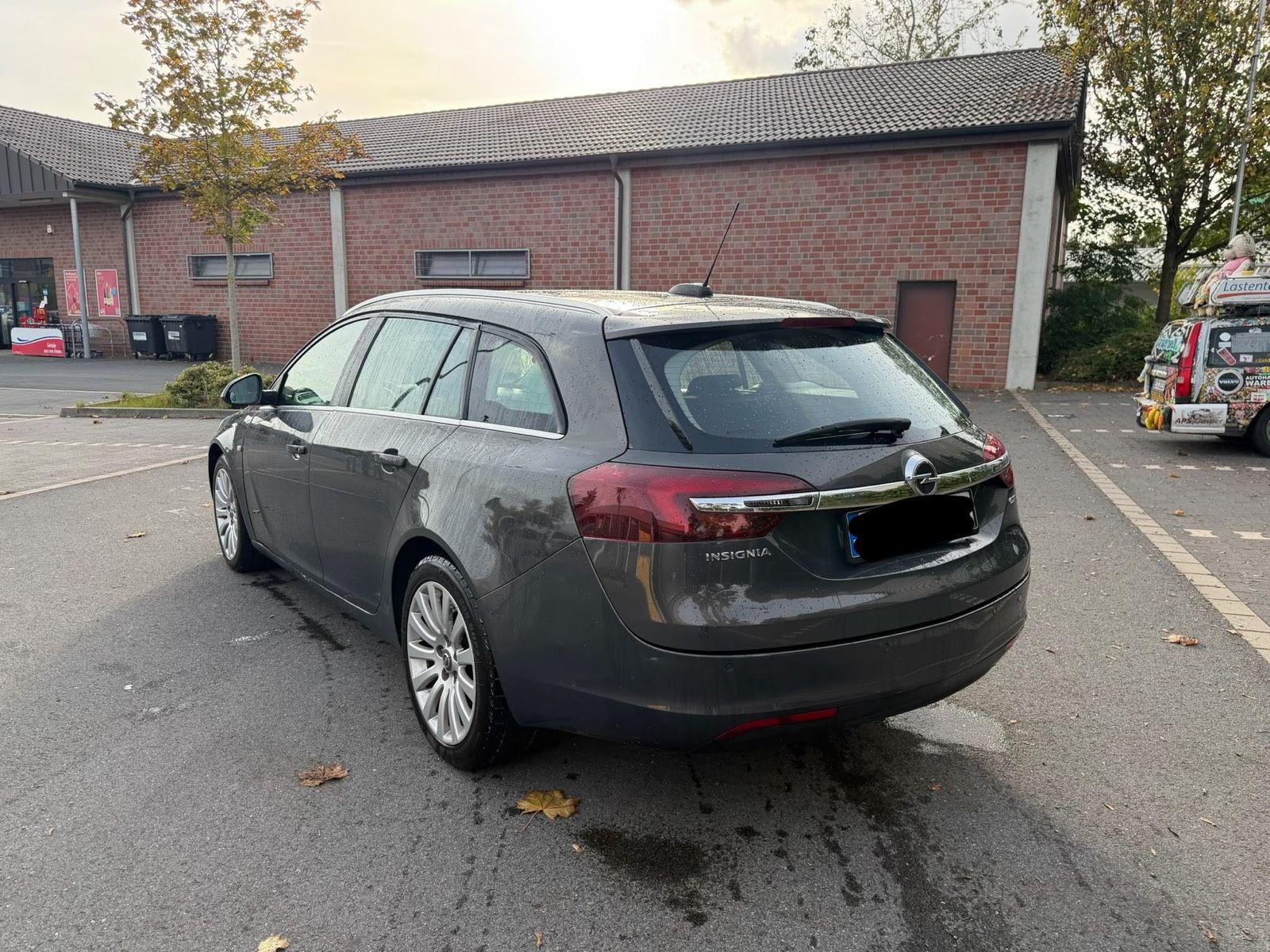 Opel Insignia 2015 — engine 136 HP (100kW)