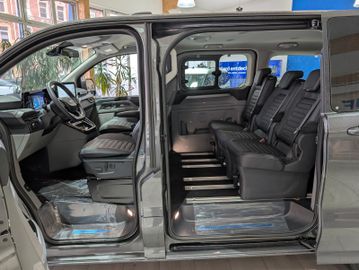 Ford Tourneo Custom Tit. 2.0 L1 AT,19"