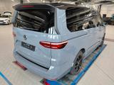 Volkswagen T7 Multivan Edition lang ACC STHZ AHK RFK LRHZ - VW T7 Multivan Gebrauchtwagen in München