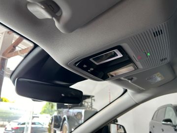Ford Explorer Select RWD