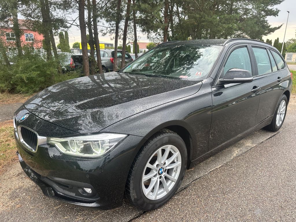 Image of BMW 320