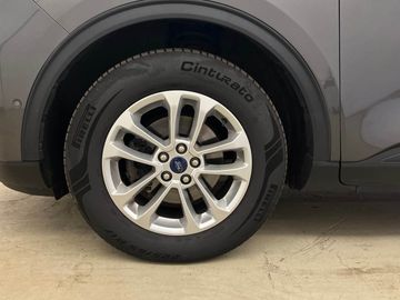 Ford Kuga - 12