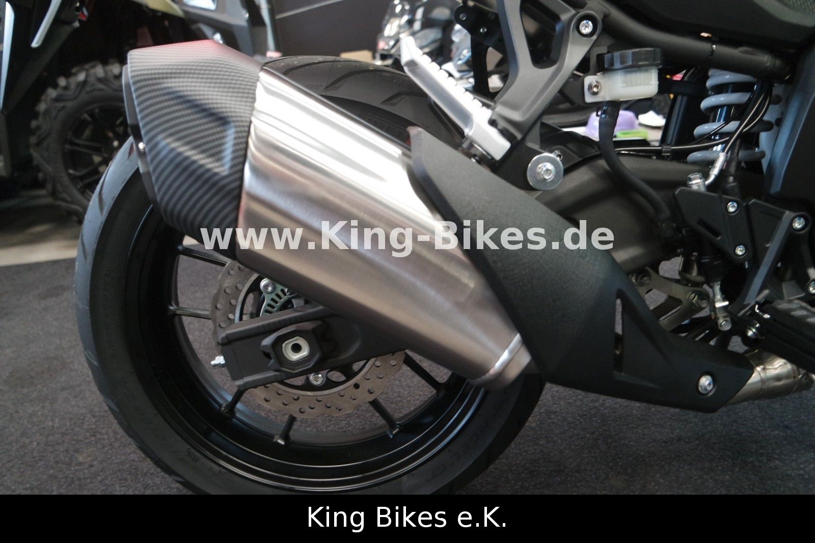 Fahrzeugabbildung VOGE R625 - Pirelli - MEGA DEAL -über 990,- € gespart