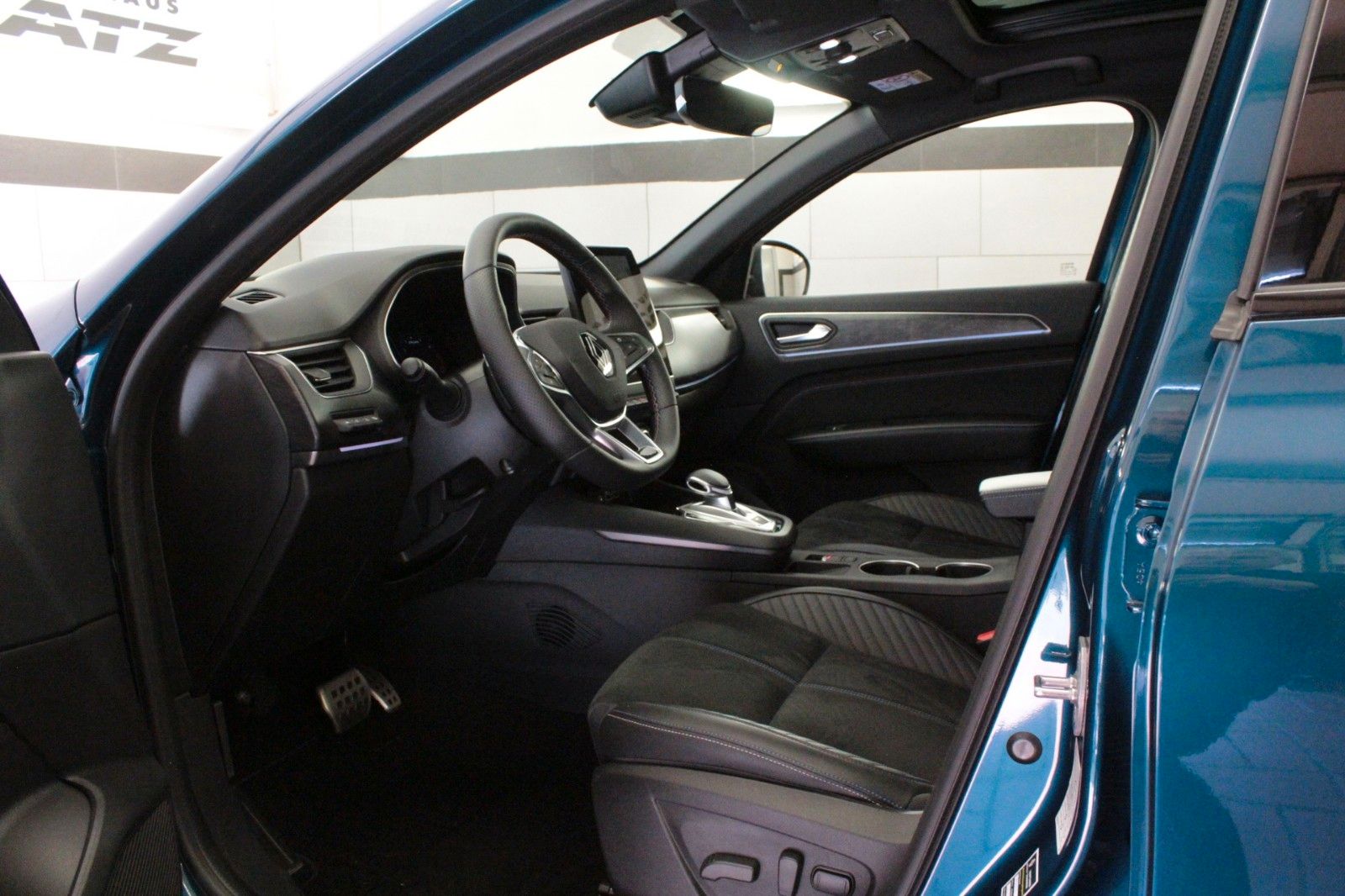 Fahrzeugabbildung Renault Arkana Mild Hybrid 160 EDC Esprit Alpine*15059*