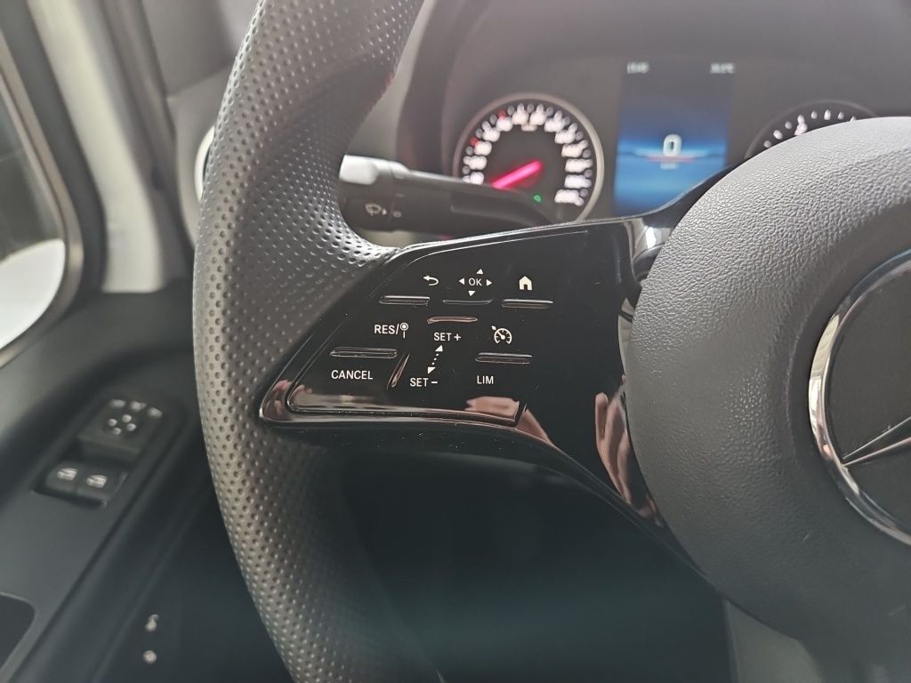 Fahrzeugabbildung Mercedes-Benz Sprinter 317 Kasten L3H2 RFK 270° Türen Tempomat